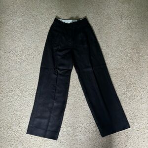 The Effortless Pant Linen Business Slacks